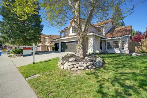Exterior - 106 Silver Eagle Way, Vacaville, CA 95688 photo 3 of 16