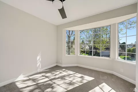 Bedroom - 106 Silver Eagle Way, Vacaville, CA 95688 photo 13 of 15