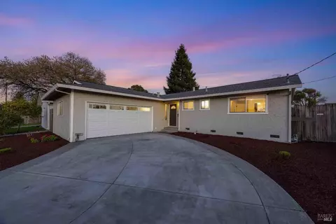 579 Anson Ave, Rohnert Park, CA 94928