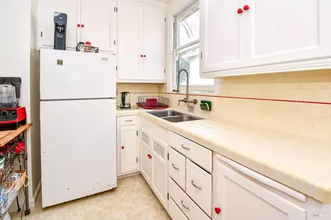 612 Bonita Ct, Vallejo, CA 94591 photo 8