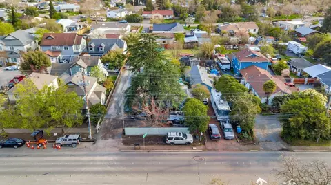 822 W College Ave, Santa Rosa, CA 95401