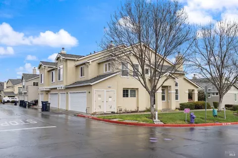 330 Windward Cmn #4, Livermore, CA 94551