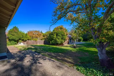270 Temelec Cir, Sonoma, CA 95476 photo 22