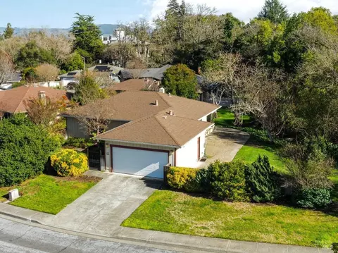 270 Temelec Cir, Sonoma, CA 95476 photo 3
