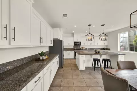 Kitchen - 261 Primrose Dr, Vacaville, CA 95687 photo 1 of 9