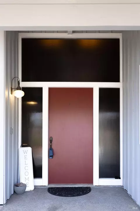 Entry Way - 1101 Maple Ave, Ukiah, CA 95482 photo 1 of 6