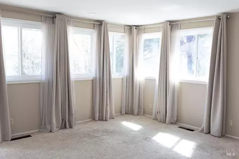 Bedroom - 1101 Maple Ave, Ukiah, CA 95482 photo 1 of 5