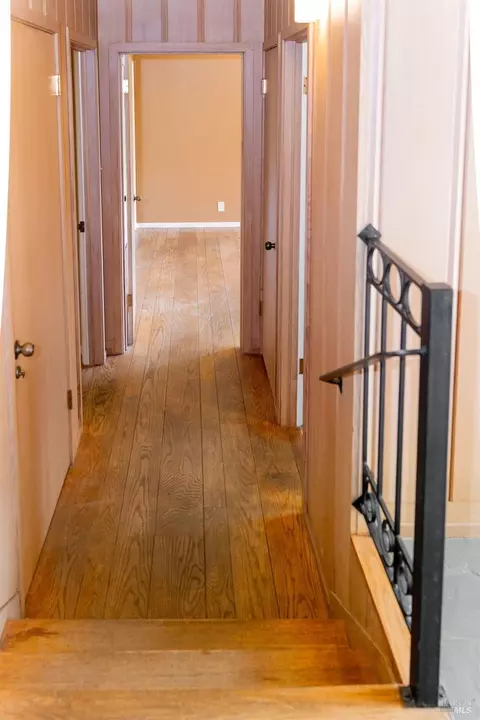 Entry Way - 1101 Maple Ave, Ukiah, CA 95482 photo 5 of 6