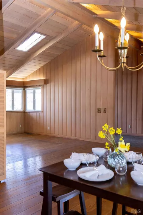 Dining - 1101 Maple Ave, Ukiah, CA 95482 photo 7 of 8
