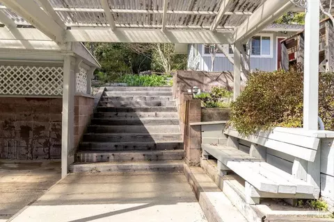 Exterior - 1101 Maple Ave, Ukiah, CA 95482 photo 14 of 31