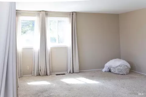 Bedroom - 1101 Maple Ave, Ukiah, CA 95482 photo 5 of 5
