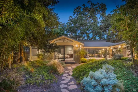 Exterior - 19265 7th St E, Sonoma, CA 95476 photo 1 of 7