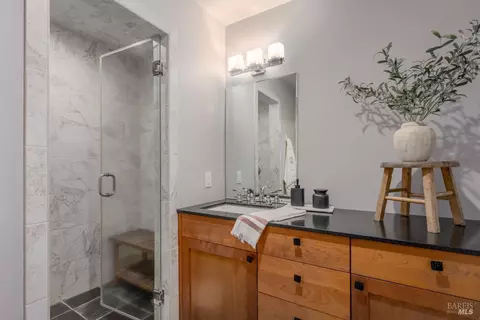 Bath - 19265 7th St E, Sonoma, CA 95476 photo 3 of 3