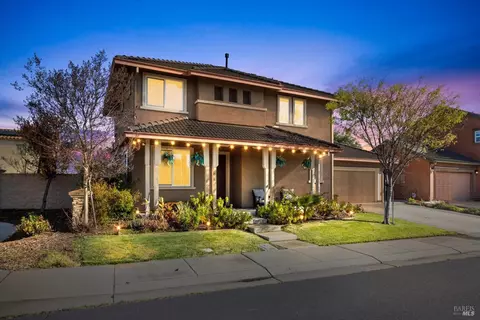 200 Wimbledon Dr, Vacaville, CA 95687