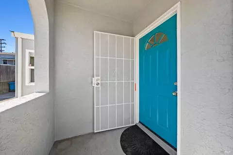 493 Idora Ave, Vallejo, CA 94591 photo 3