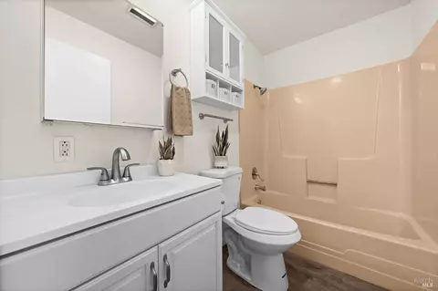 493 Idora Ave, Vallejo, CA 94591 photo 8