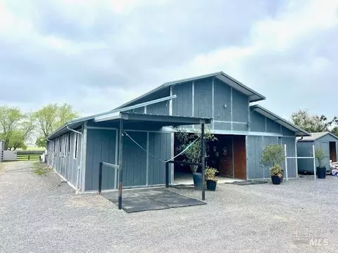 Exterior - 1200 E Railroad Ave, Cotati, CA 94931 photo 10 of 23