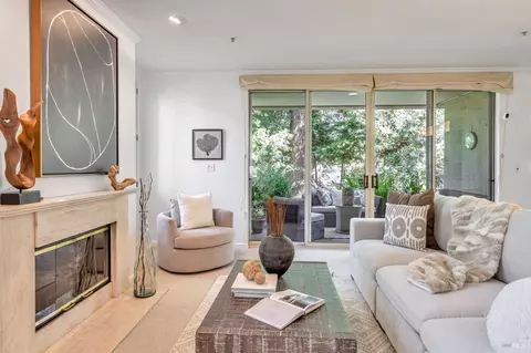 600 Deer Valley Rd #GH, San Rafael, CA 94903