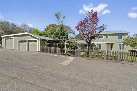 2485 Petaluma Blvd N, Petaluma, CA 94952