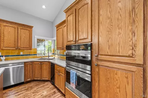 Kitchen - 3237 Winged Foot Dr, Fairfield, CA 94534 photo 2 of 7