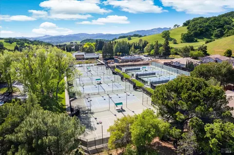 View/Area - 3237 Winged Foot Dr, Fairfield, CA 94534 photo 7 of 11