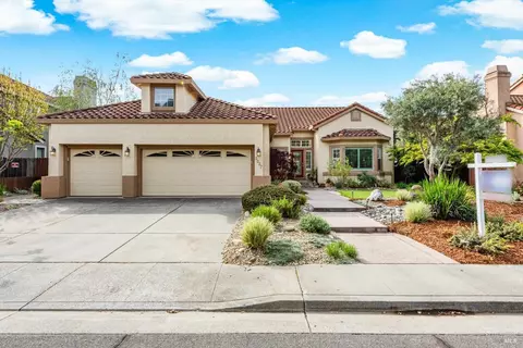 3237 Winged Foot Dr, Fairfield, CA 94534