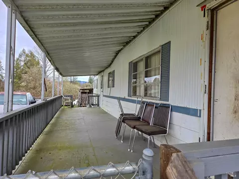 21441 Meadowbrook Dr, Willits, CA 95490 photo 3