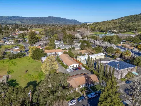 323 2nd St E, Sonoma, CA 95476 photo 4