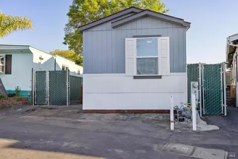 2130 Redwood Hwy #D1, Greenbrae, CA 94904