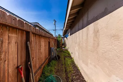 151 Janice St, Vallejo, CA 94589 photo 34