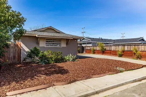 151 Janice St, Vallejo, CA 94589 photo 4