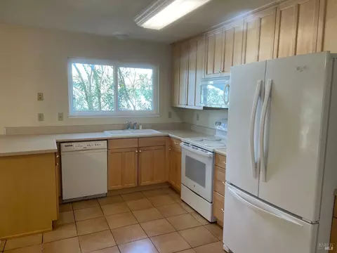 9570 Orion Dr, Windsor, CA 95492 photo 5