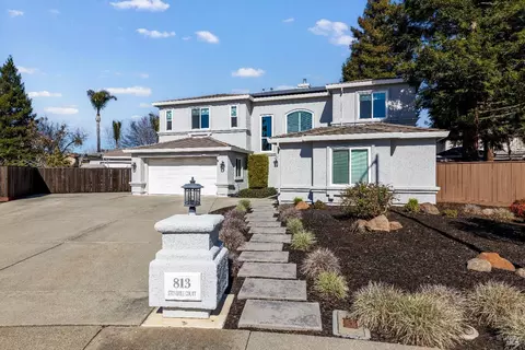 813 Stonehill Ct, Vacaville, CA 95687