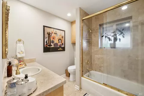Bath - 4560 Lovall Valley Loop Rd, Sonoma, CA 95476 photo 5 of 7