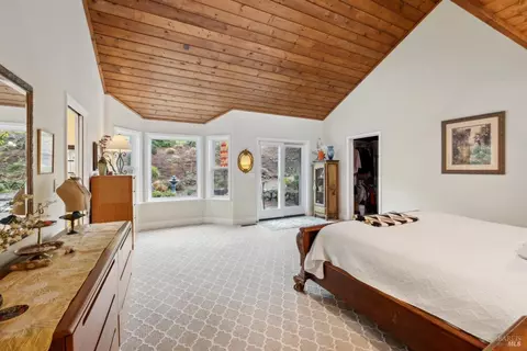 Bedroom - 4560 Lovall Valley Loop Rd, Sonoma, CA 95476 photo 1 of 7