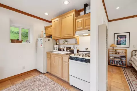 Kitchen - 4560 Lovall Valley Loop Rd, Sonoma, CA 95476 photo 11 of 12