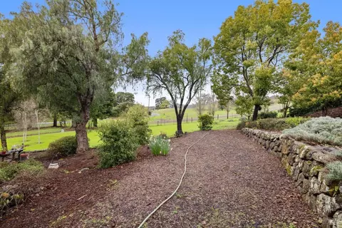 Exterior - 4560 Lovall Valley Loop Rd, Sonoma, CA 95476 photo 7 of 26