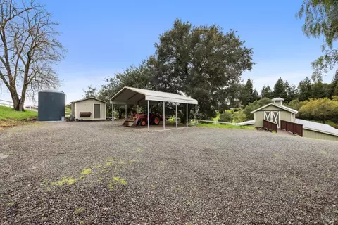 Exterior - 4560 Lovall Valley Loop Rd, Sonoma, CA 95476 photo 14 of 26