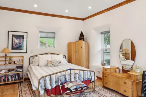 Bedroom - 4560 Lovall Valley Loop Rd, Sonoma, CA 95476 photo 6 of 7