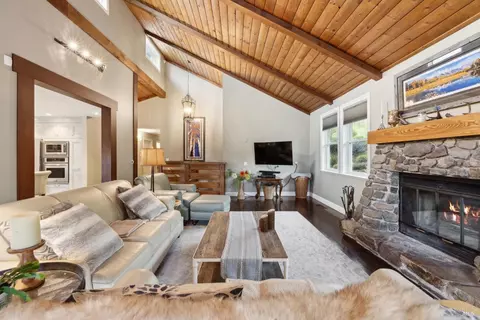 Living - 4560 Lovall Valley Loop Rd, Sonoma, CA 95476 photo 1 of 6