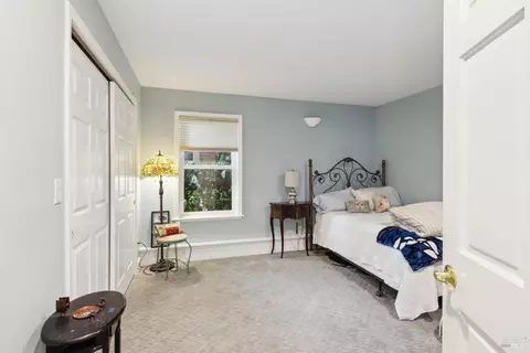 Bedroom - 4560 Lovall Valley Loop Rd, Sonoma, CA 95476 photo 5 of 7