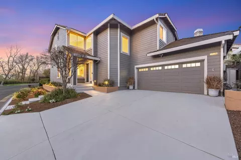 1720 Spyglass Rd, Petaluma, CA 94954