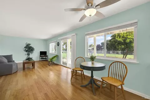 107 Olympic Cir, Vacaville, CA 95687 photo 8