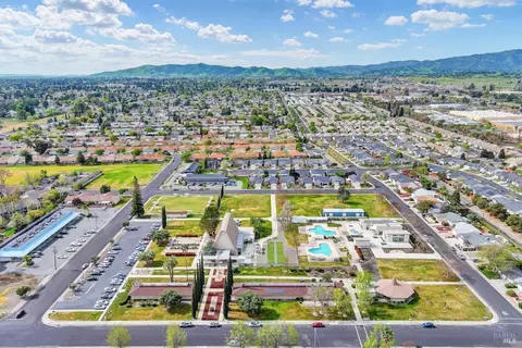 107 Olympic Cir, Vacaville, CA 95687 photo 36