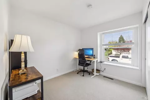 649 S Ely Blvd S, Petaluma, CA 94954 photo 14