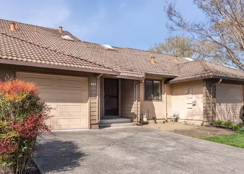882 Professional Dr, Napa, CA 94558