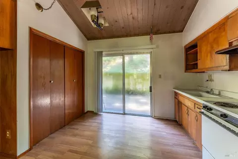 Kitchen - 24949 Cobb Dr, Willits, CA 95490 photo 2 of 2