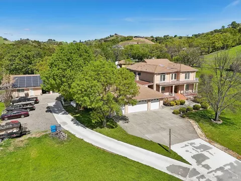 View/Area - 4059 Mendes Ln, Vacaville, CA 95688 photo 6 of 13