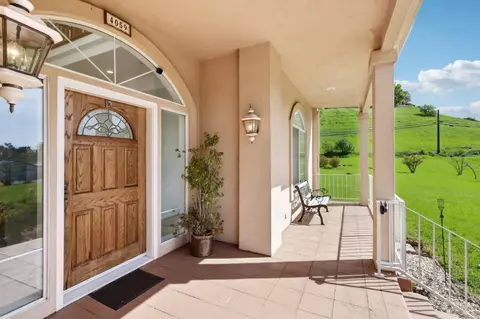 Exterior - 4059 Mendes Ln, Vacaville, CA 95688 photo 5 of 13