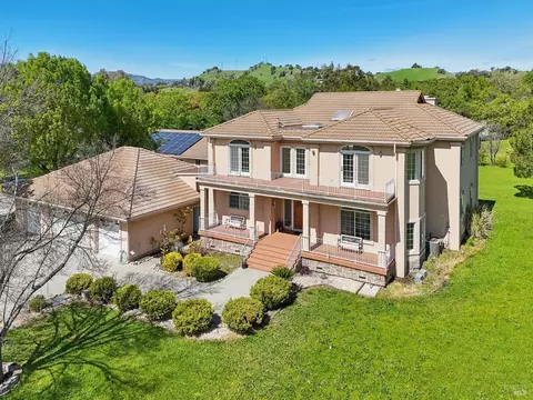 Exterior - 4059 Mendes Ln, Vacaville, CA 95688 photo 2 of 13